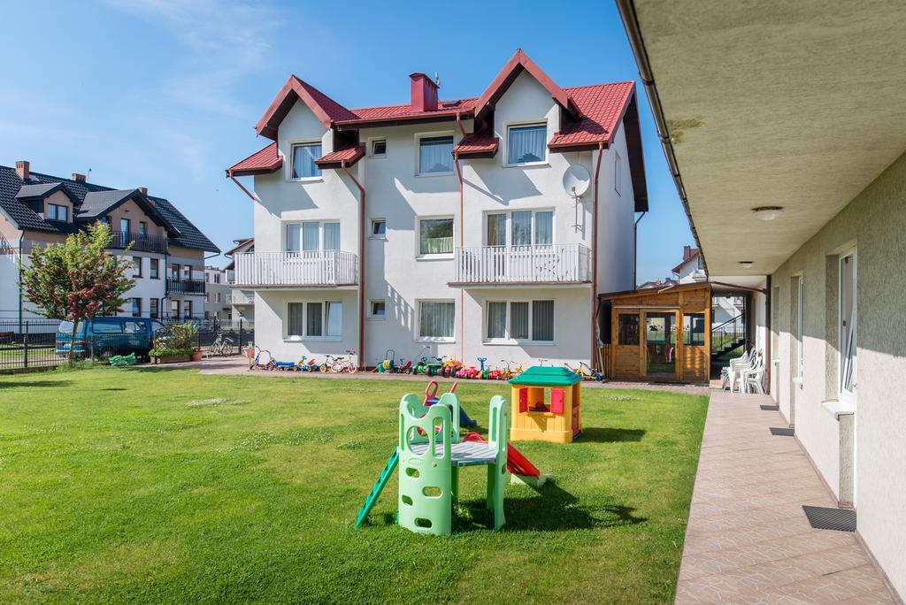 Apartament Larapunta Karwia Zewnętrze zdjęcie